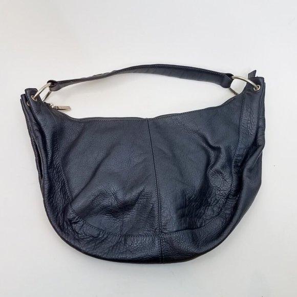 HOBO Handbags - HOBO INTERNATIONAL Black Peddled Leather Purse